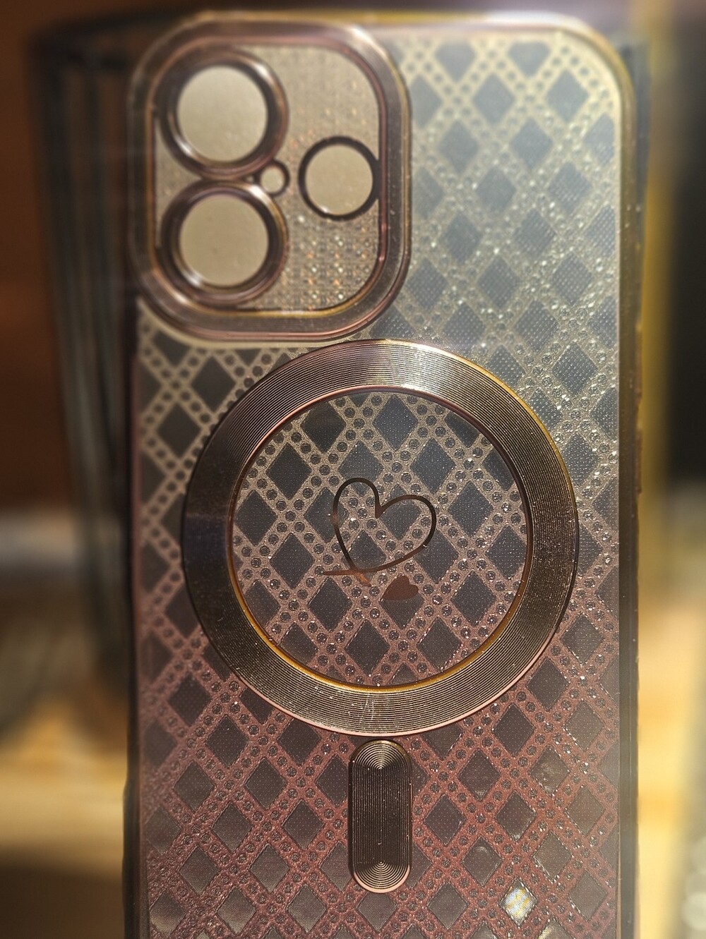 I phone 16 I9 Rose Gold Heart Pattern MagSafe-Compatible Phone Case